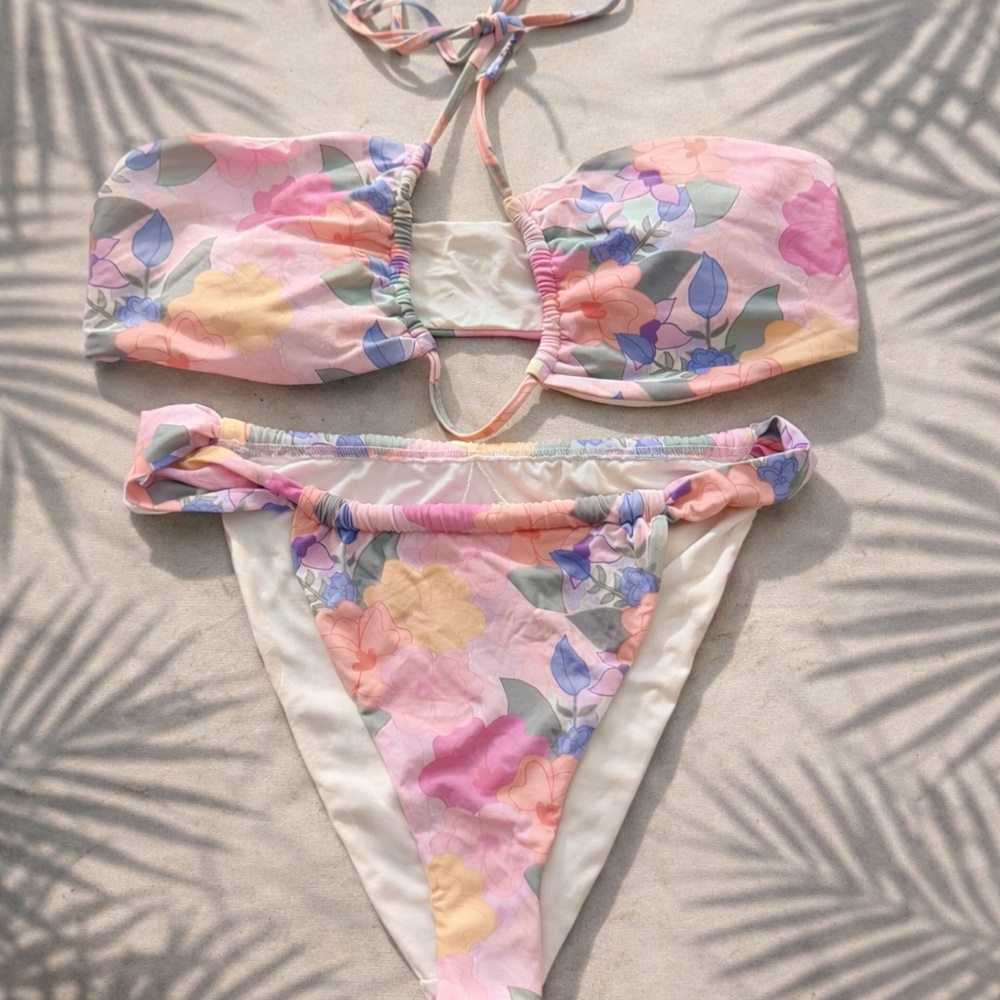 Dippin Daisy’s Almafi Zen Garden bikini